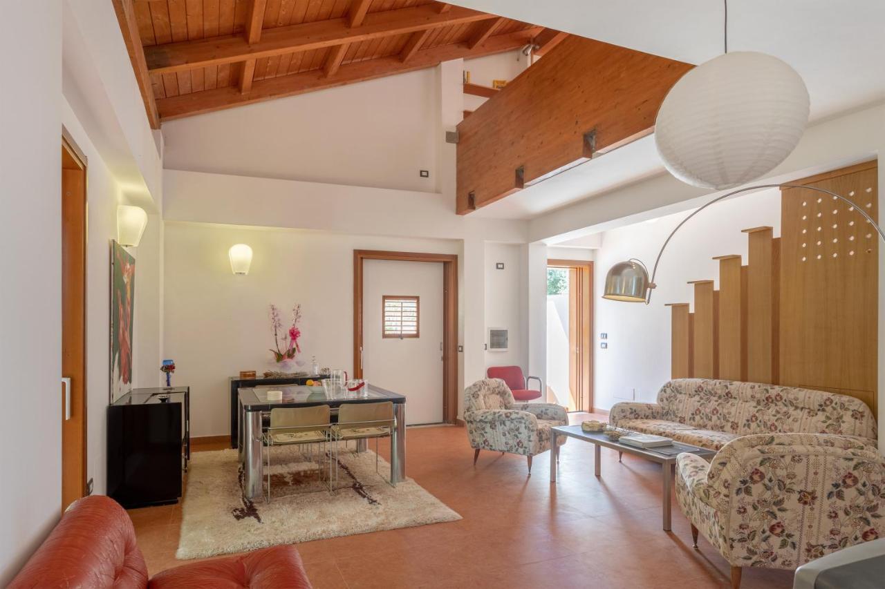 Villa Mendolia Ai Caracoli 泰尔米尼伊梅雷塞 外观 照片