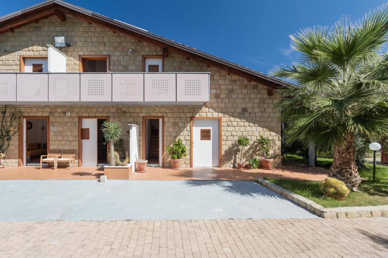 Villa Mendolia Ai Caracoli 泰尔米尼伊梅雷塞 外观 照片